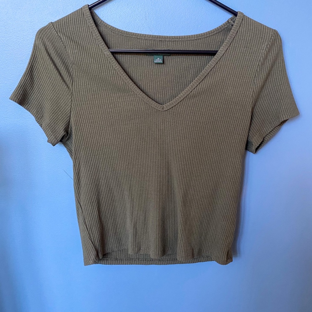 WILD FABLE- Olive Green Ribbed and Cropped Tee, Size Medium